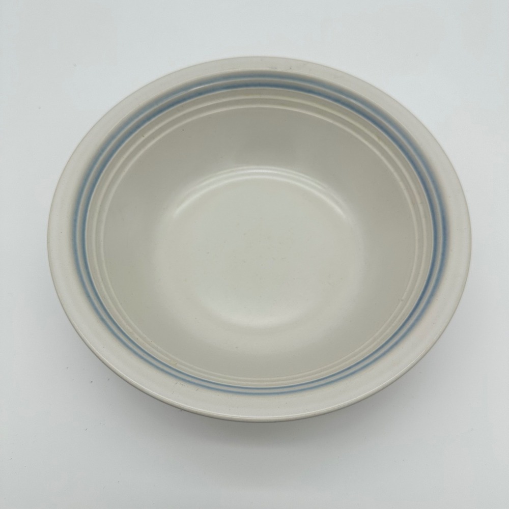 Genuine Stoneware Serving Bowl Vintage 9.5in White Blue Band Japan MCM - Picture 6 of 9